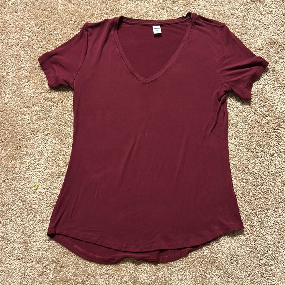 Old Navy Women’s V-Neck Tshirt